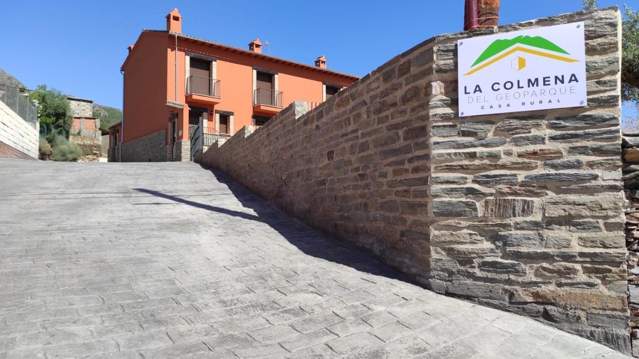Casa Rural La Colmena Del Geoparque Navatrasierra Esterno foto