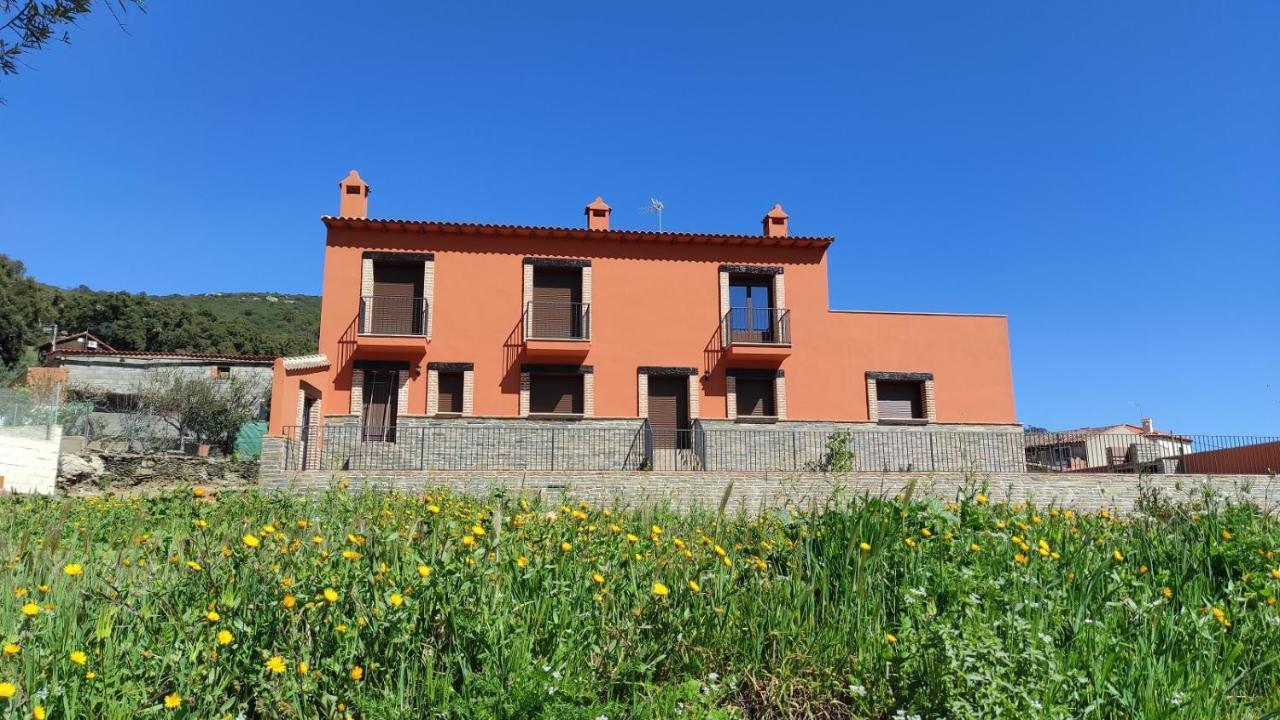 Casa Rural La Colmena Del Geoparque Navatrasierra Esterno foto